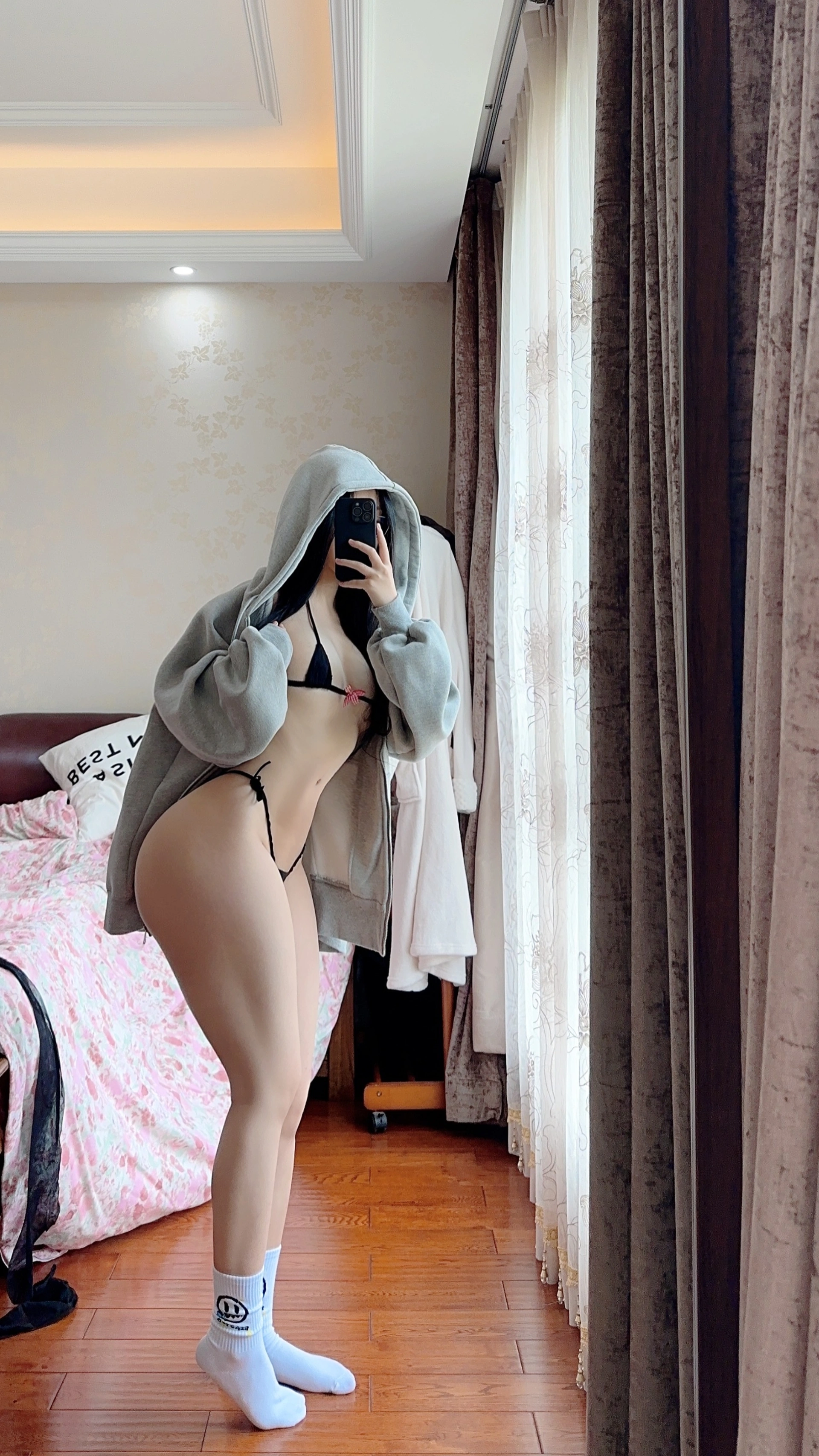 俏妞qiaoniuTT – NO.099 超性感黑丝比基尼 1